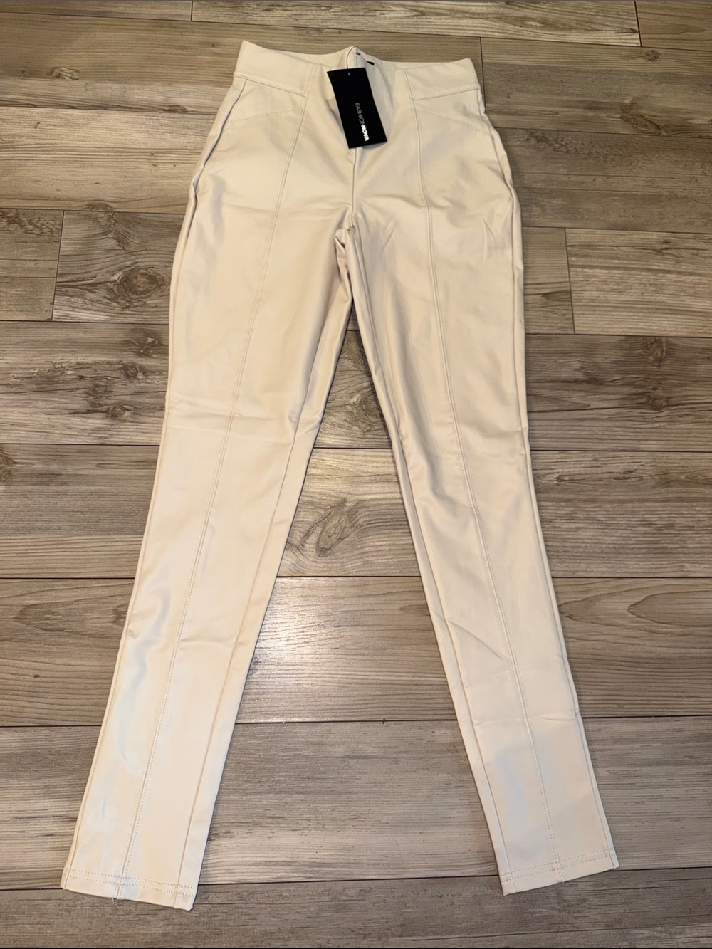 Fashion Nova High-Waist Skinny Pants in Cream